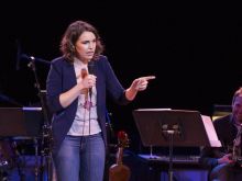 Beth Stelling