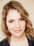 Beth Stelling