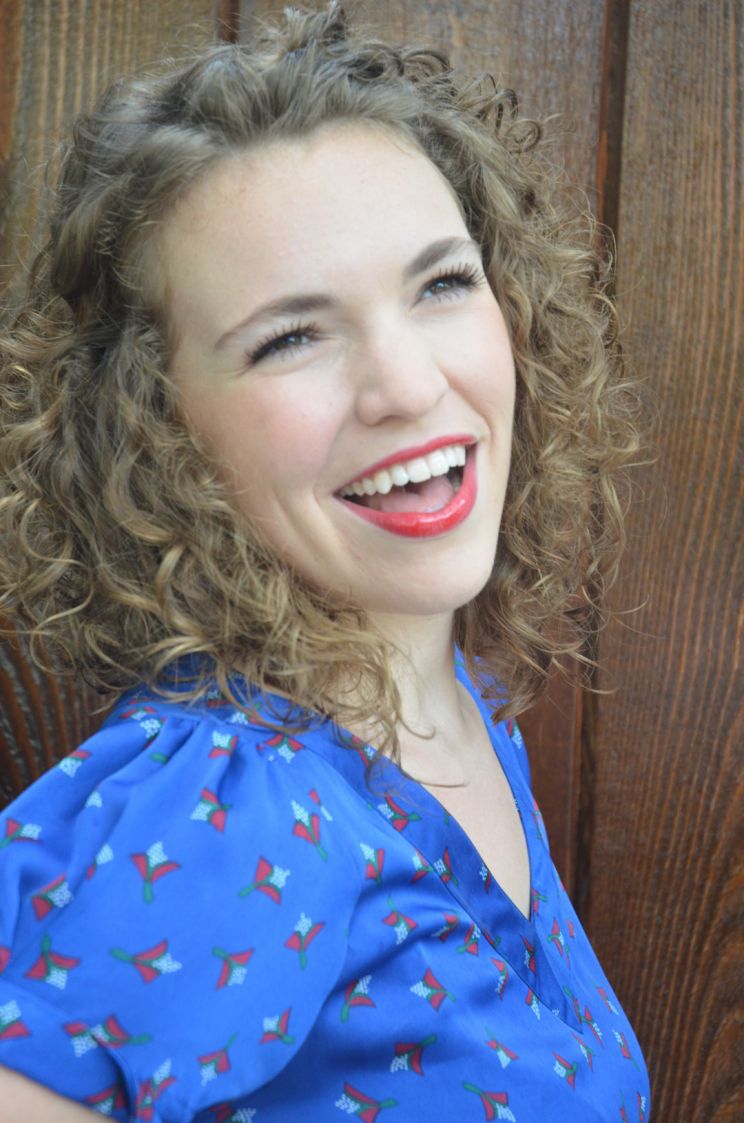 Beth Stelling