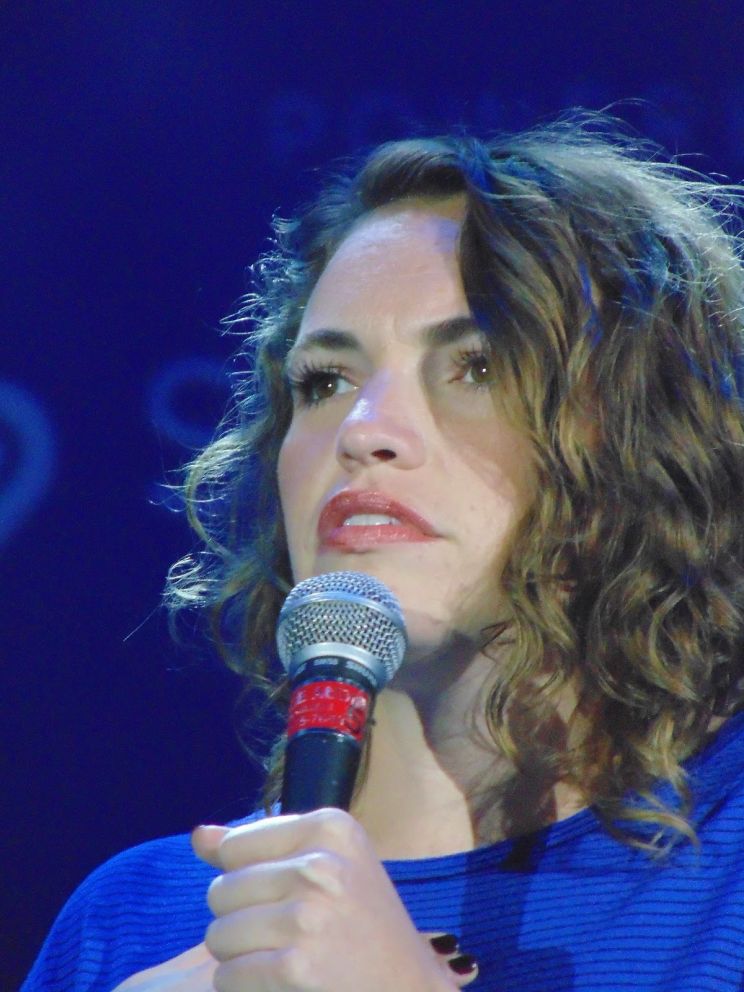 Beth Stelling