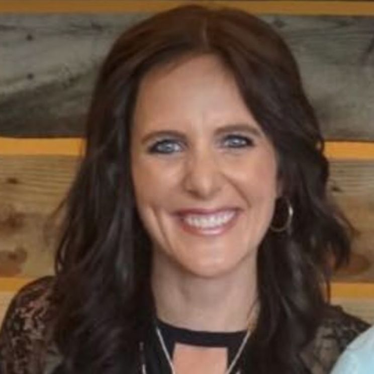 Betsy Thomas