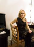 Betsy Wolfe