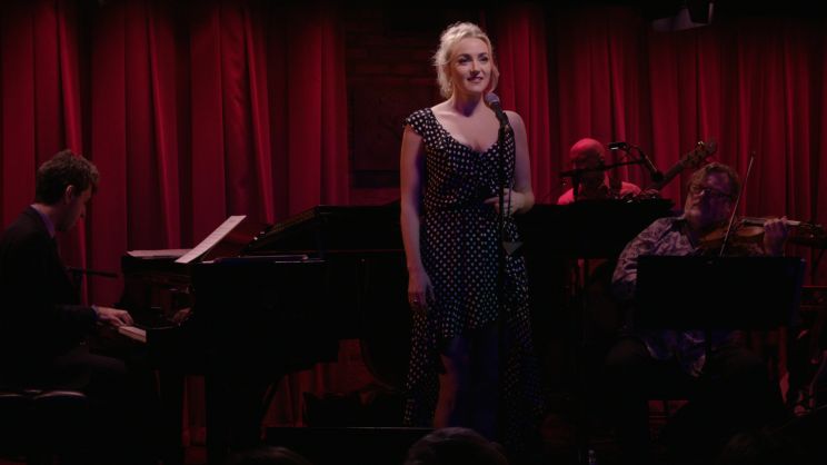 Betsy Wolfe