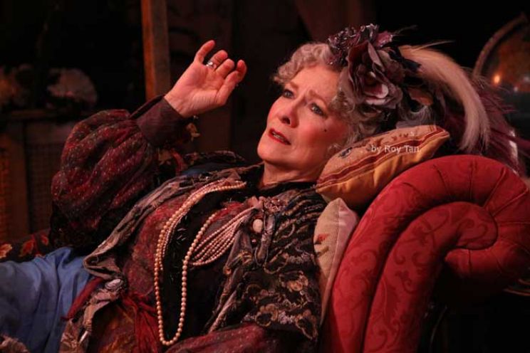 Betty Buckley