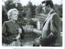 Betty Garde photo