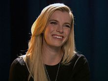 Betty Gilpin