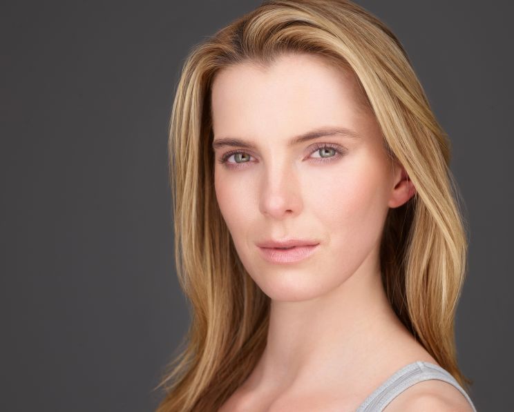 Betty Gilpin