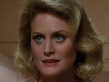 Beverly D'Angelo #164701 picture (Landscape Medium)