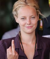 Bijou Phillips