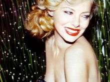 Bijou Phillips