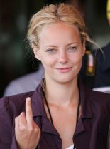 Bijou Phillips