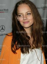 Bijou Phillips