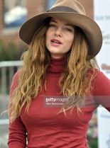 Bijou Phillips