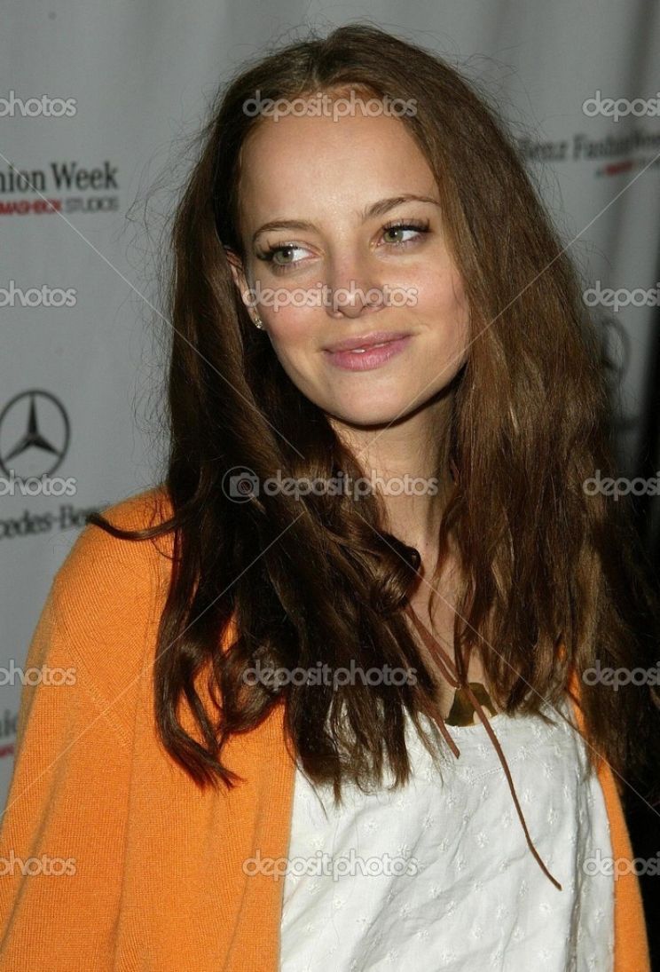 Bijou Phillips