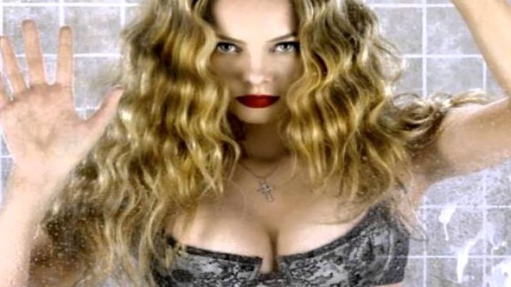 Bijou Phillips