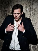 Bill Skarsgård photo
