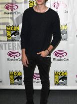 Bill Skarsgård photo