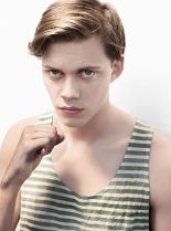 Bill Skarsgård photo