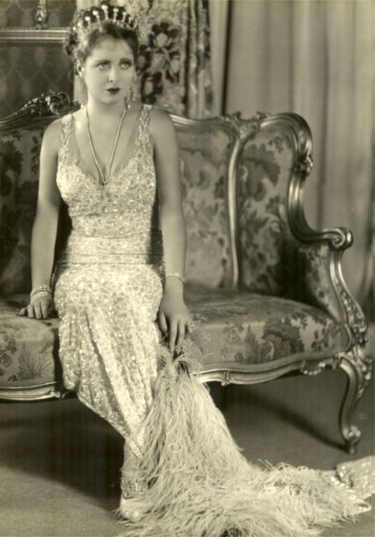 Billie Dove