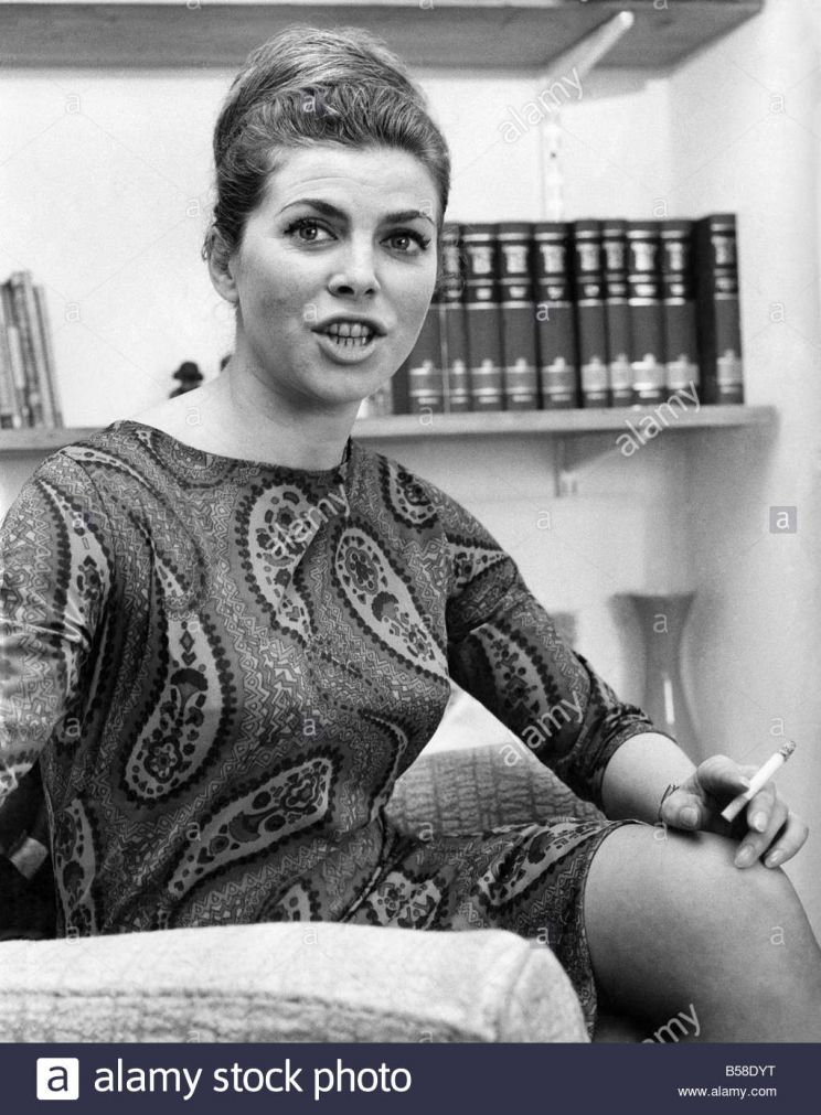 Billie Whitelaw