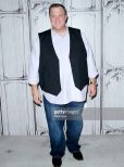 Billy Gardell