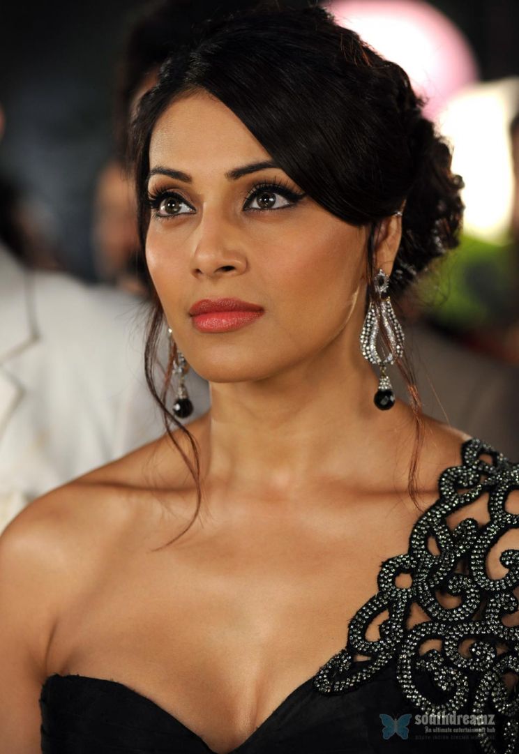 Bipasha Basu