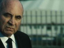 Bob Hoskins