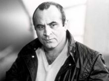 Bob Hoskins