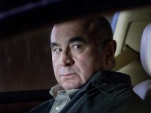 Bob Hoskins
