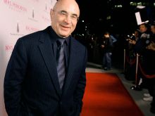 Bob Hoskins