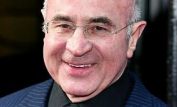 Bob Hoskins