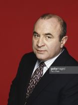 Bob Hoskins