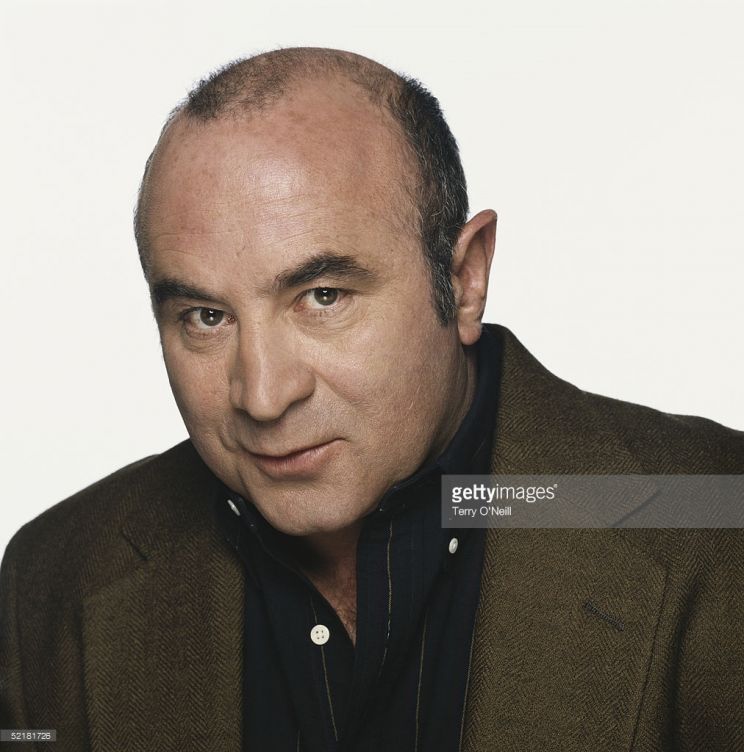 Bob Hoskins