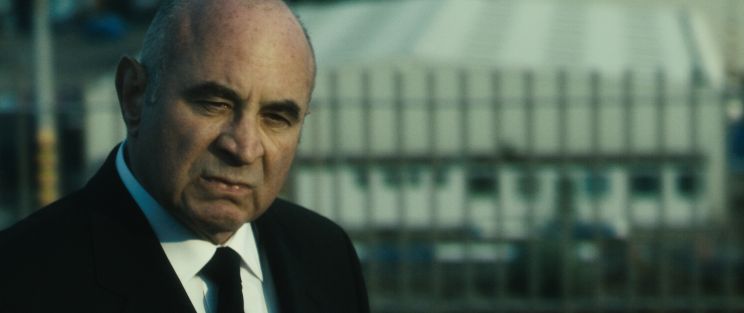 Bob Hoskins