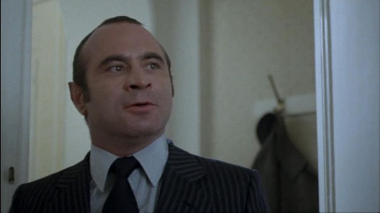 Bob Hoskins