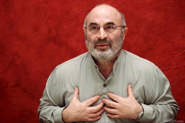 Bob Hoskins