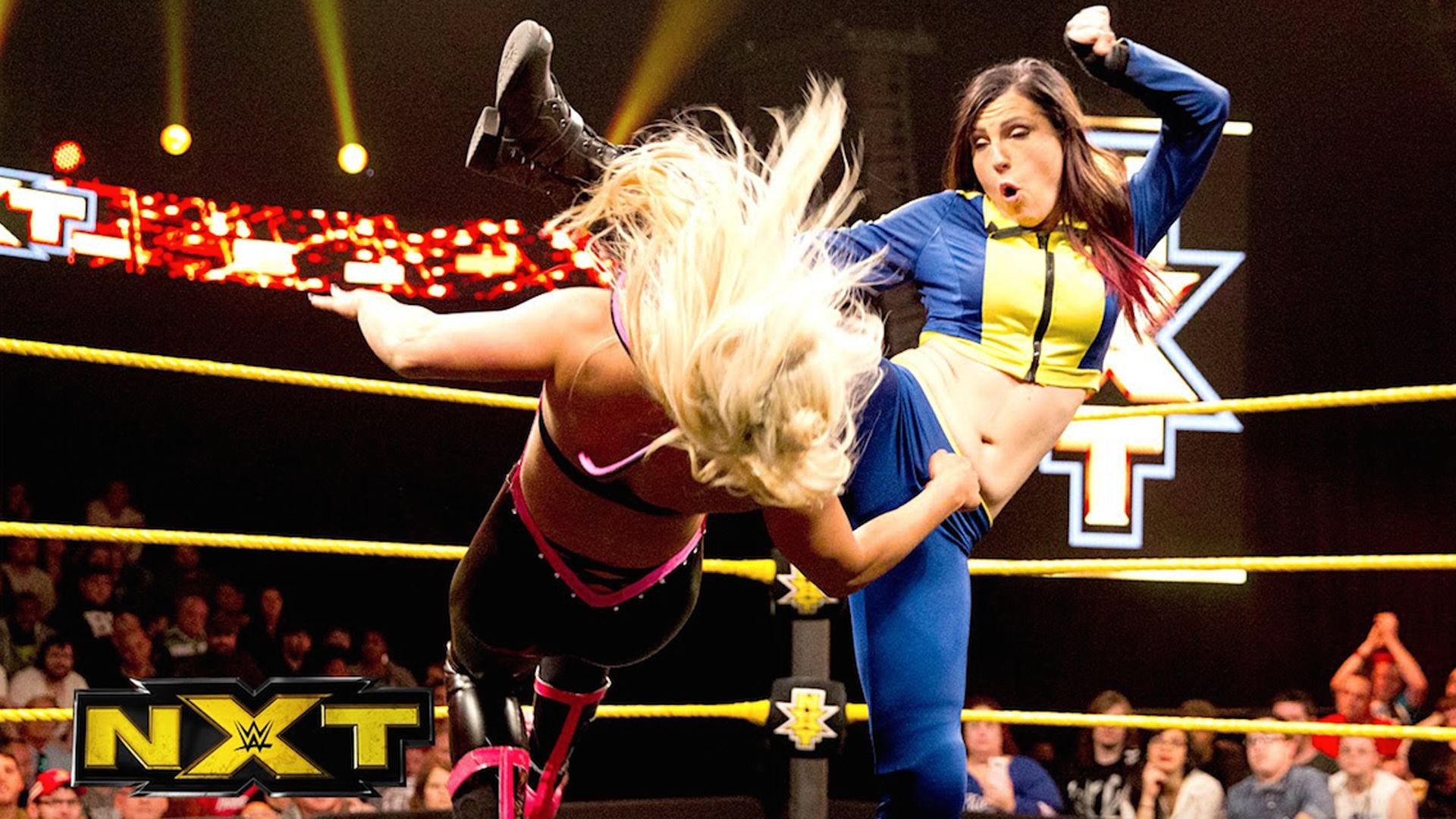 15 апреля 2015. NXT 2015. Блю Пэнтс WWE. Blue Pants WWE. Leva bates wrestler.