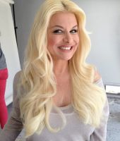 Bobbie Brown