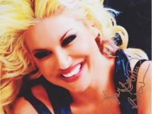 Bobbie Brown