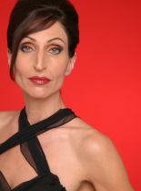 Bonnie Aarons photo