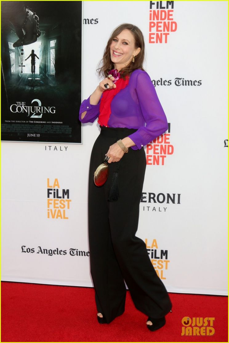 Bonnie Aarons
