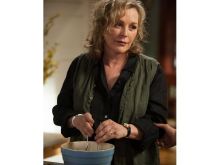 Bonnie Bedelia