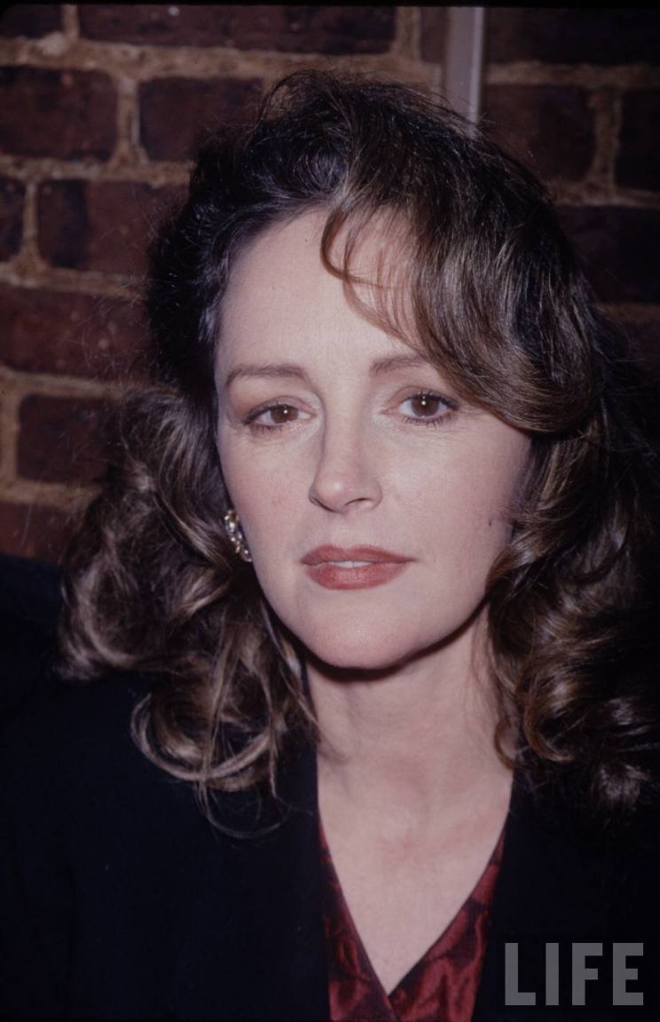 Bonnie Bedelia