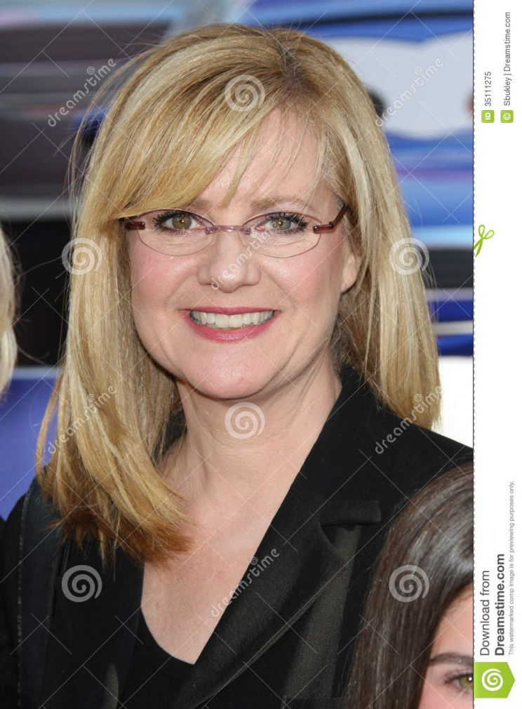 Bonnie Hunt