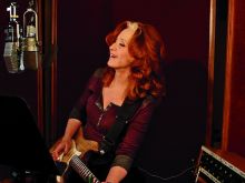 Bonnie Raitt