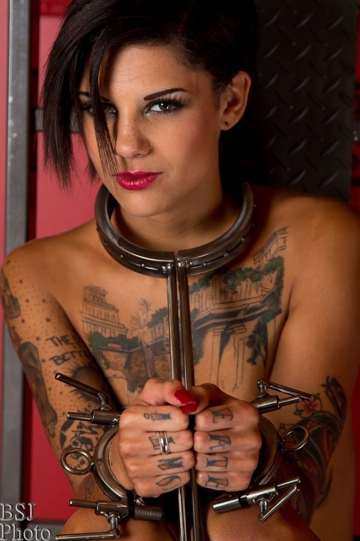 Bonnie Rotten's Biography, Busty and shapely 5'7&quot; br...