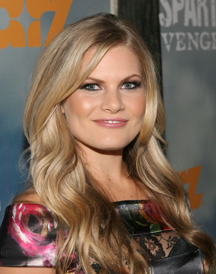 Bonnie Sveen