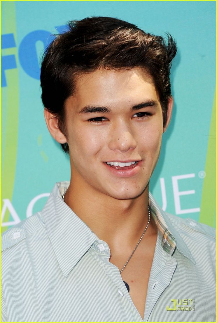 Booboo Stewart