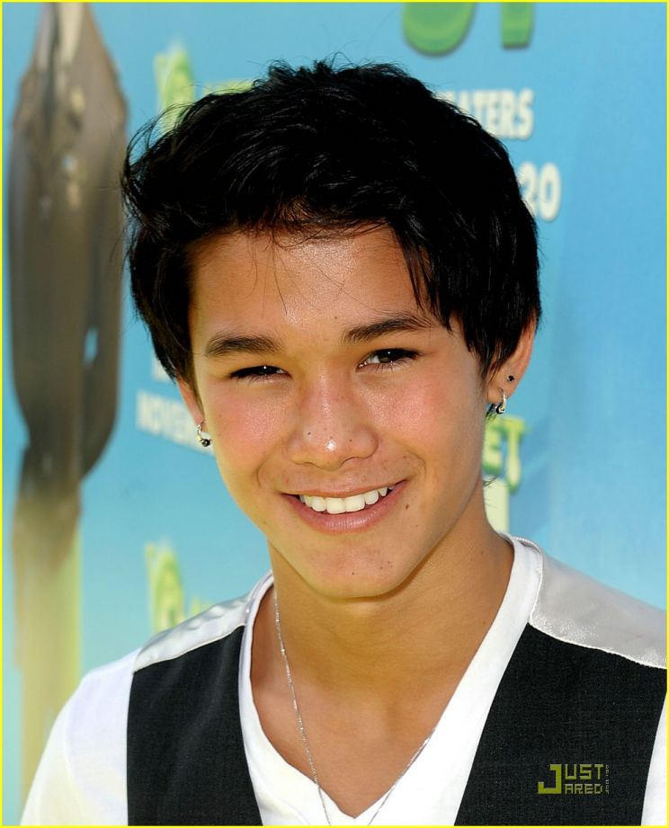 Booboo Stewart