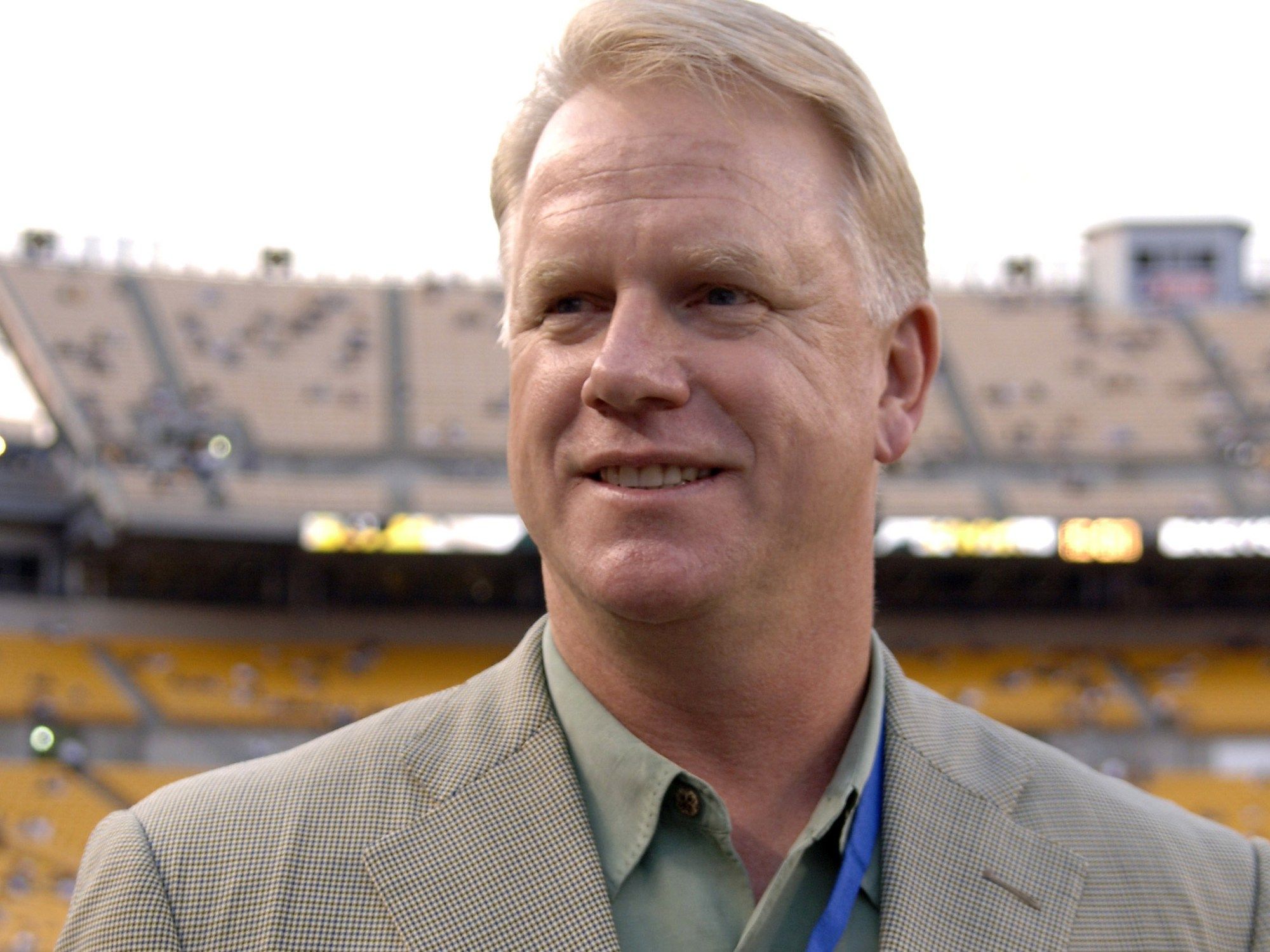 Boomer Esiason Salary 36